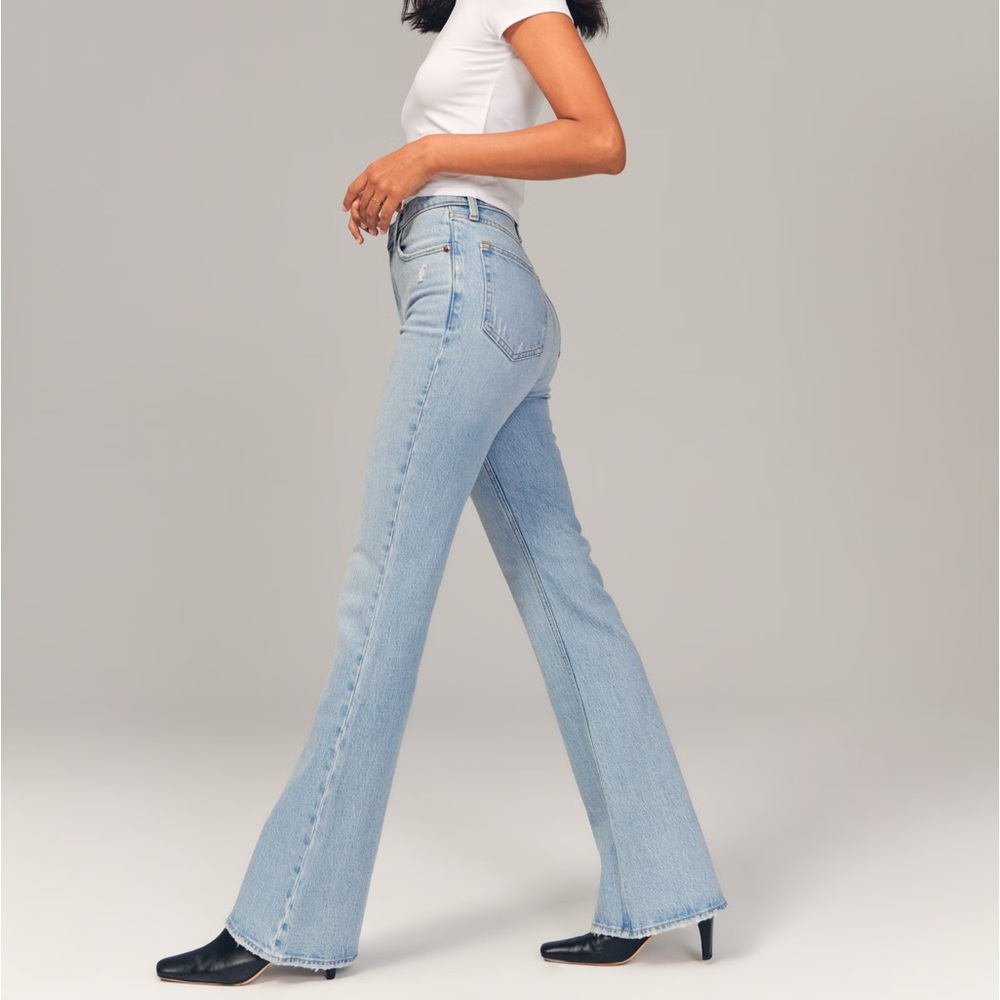 Abercrombie & Fitch The Vintage 70s Flare Jeans